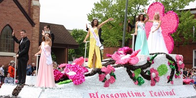 Blossom Time Parade - Michigan's Great Southwest