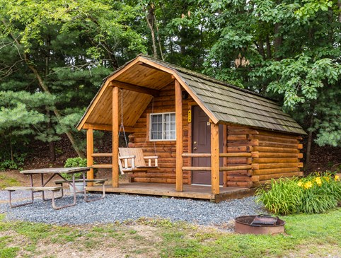 Stay TWO nights, get the THIRD night FREE! Cabins! Photo